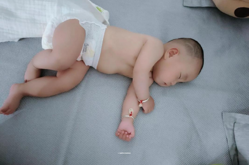 黄骅宝宝口水多怎么回事